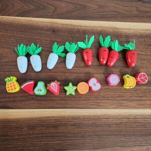 Montessori Wood Pretend Play Food Toy Fruit Vegetables Carrot Harvest 18 Pieces